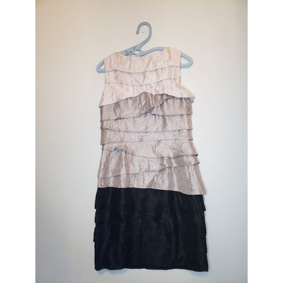 London Times Dress Women 4 Silver Black Ruffled Sheath Sleeveless Knee Length - Picture 2 of 6